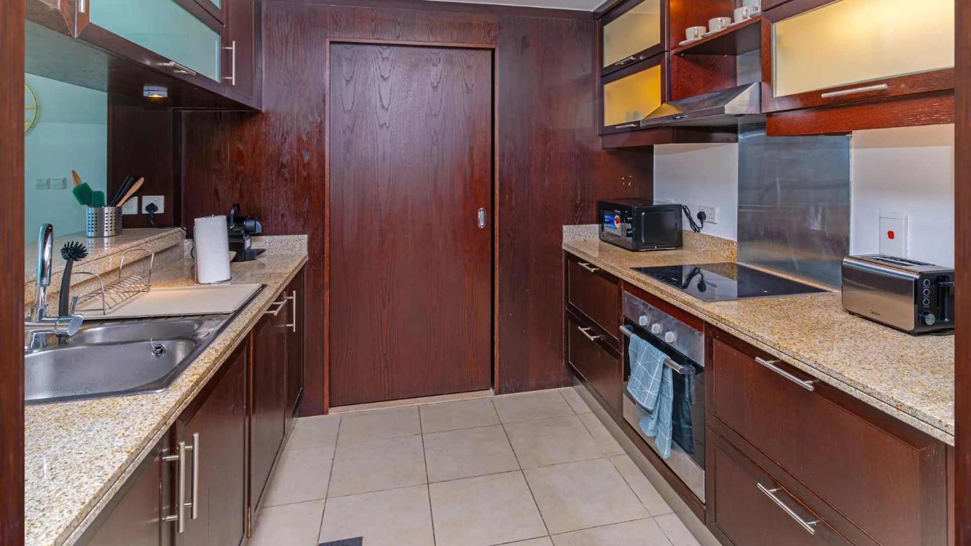 Savis Homes- Full Burj Khalifa & Fountain View Dubai Apartment