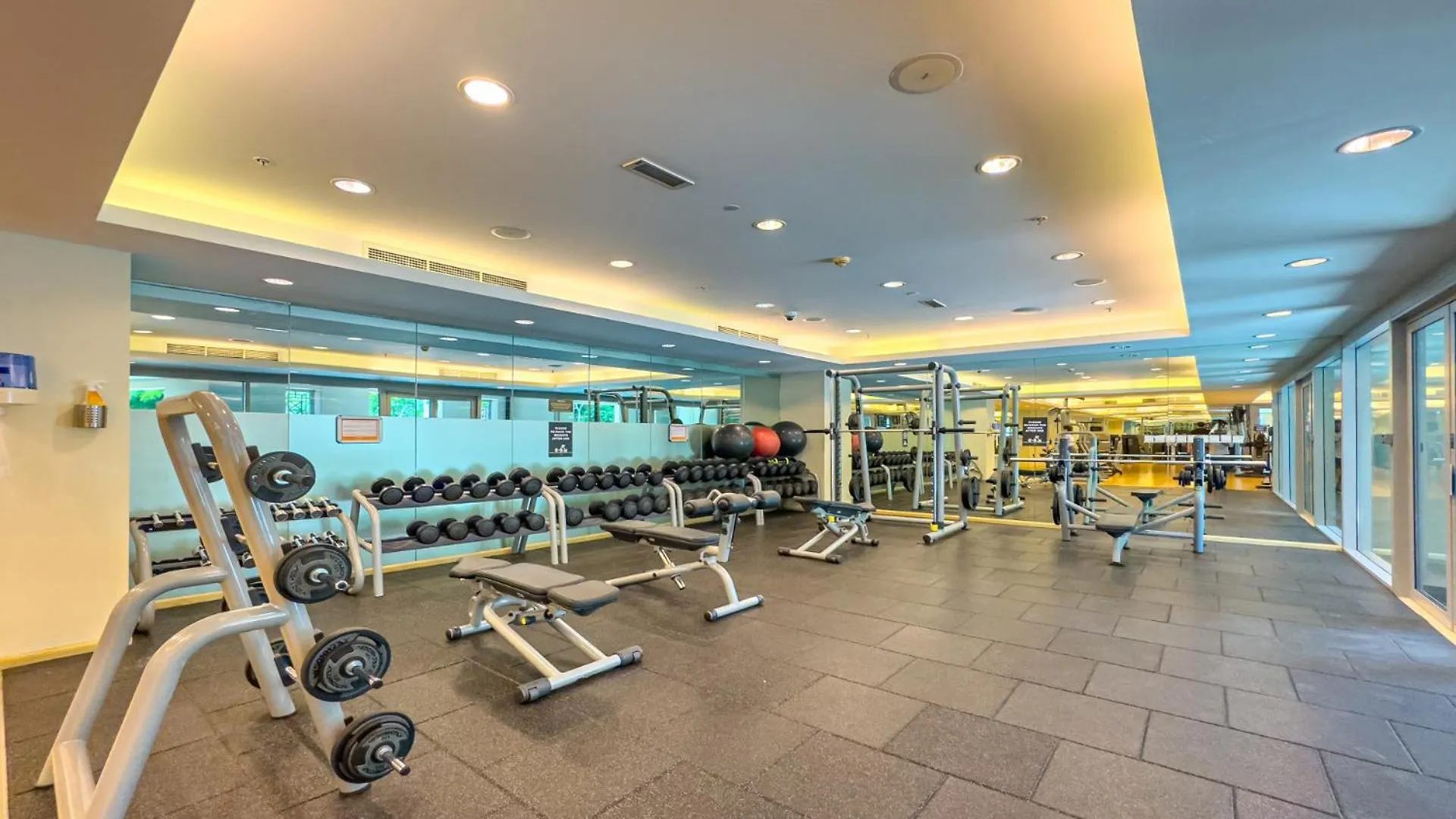 Savis Homes- Full Burj Khalifa & Fountain View Dubai