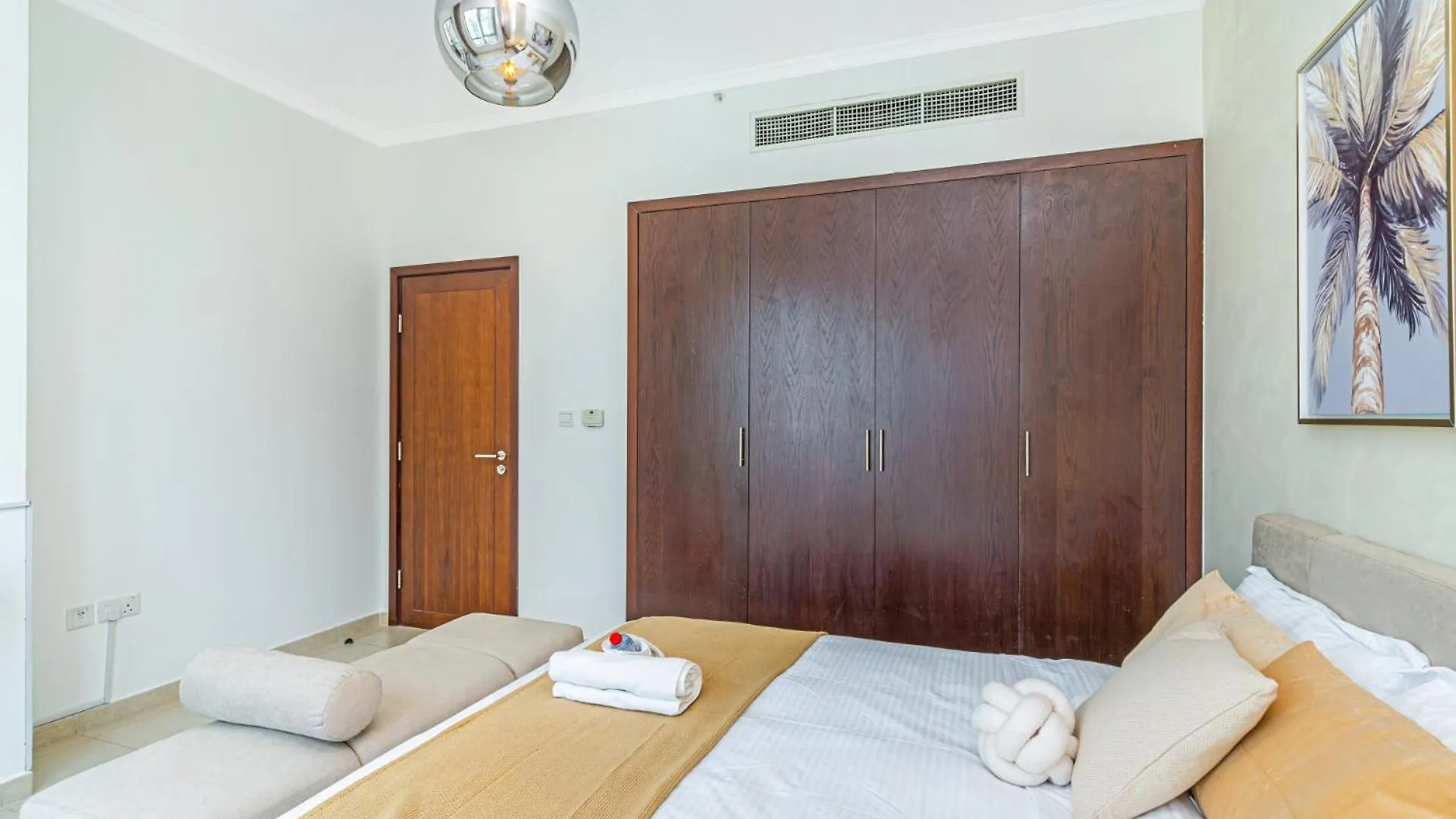 Savis Homes- Full Burj Khalifa & Fountain View Dubai