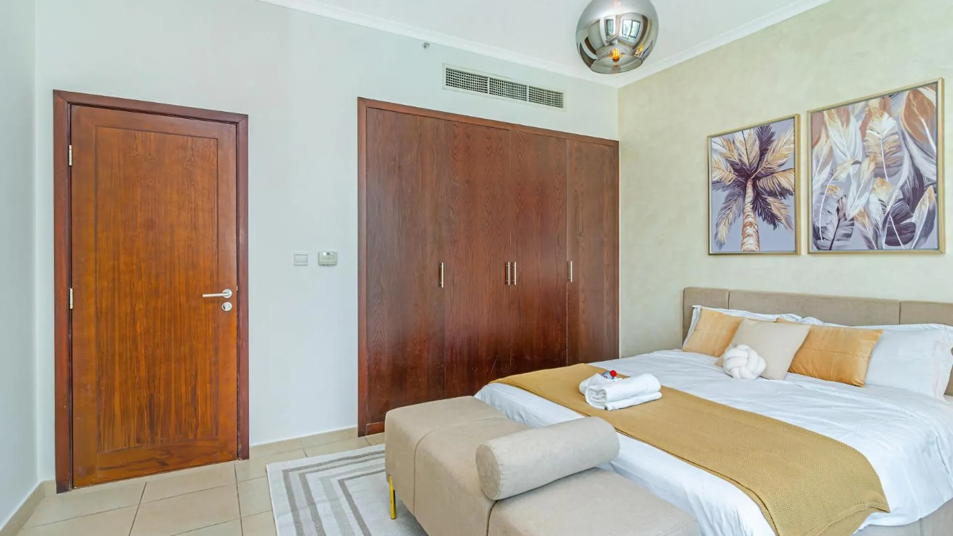 Savis Homes- Full Burj Khalifa & Fountain View Dubai