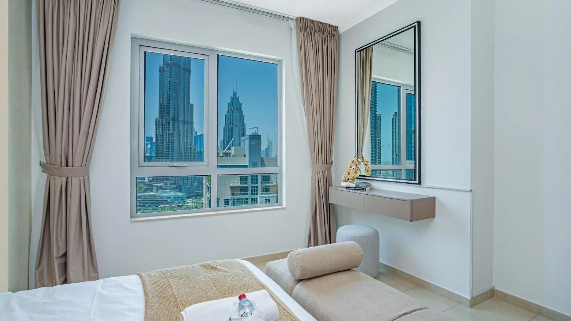 Savis Homes- Full Burj Khalifa & Fountain View Dubai United Arab Emirates
